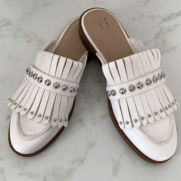 A new day white loafers - Picture 4 of 4